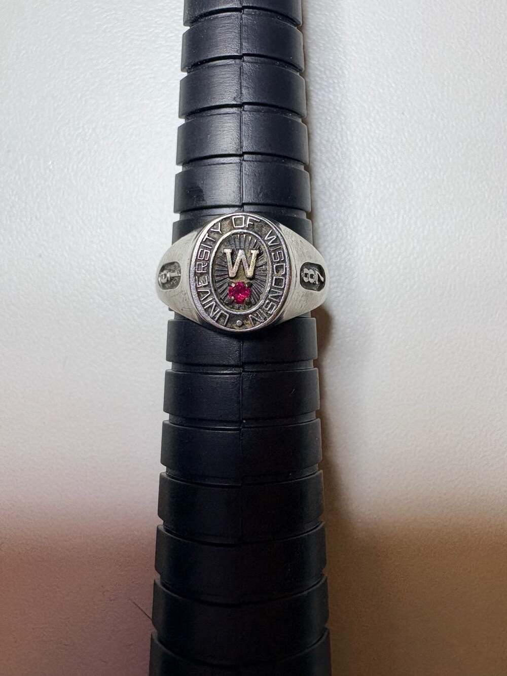 Vintage 1987 University of Wisconsin Class Ring, Herff Jones Ultrium, Size 5.5